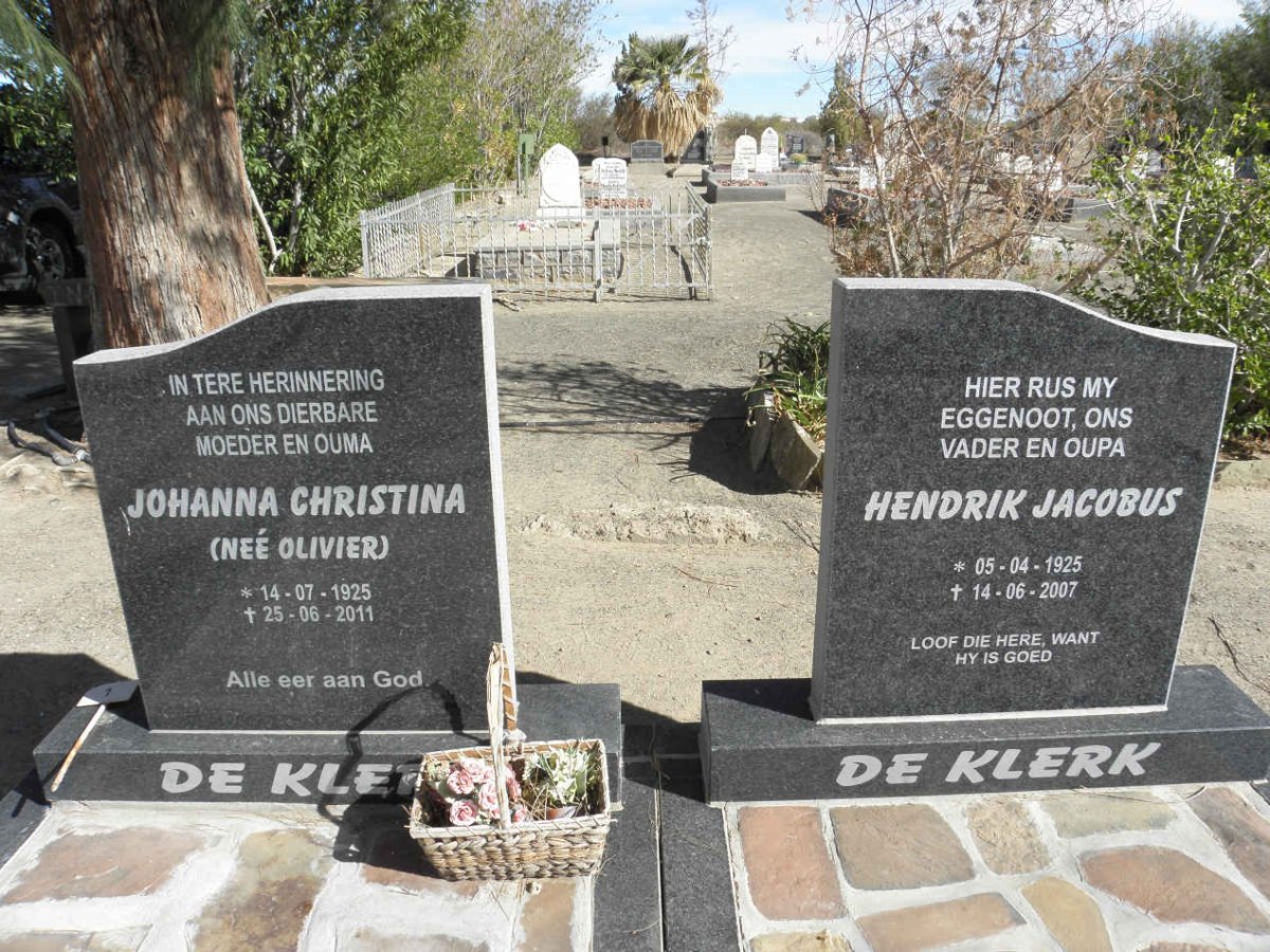 KLERK Hendrik Jacobus, de 1925-2007 & Johanna Christina OLIVIER 1925-2011