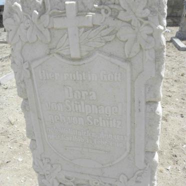 STÜLPNAGEL Dora, von nee VON SCHÜTZ 1887-1916