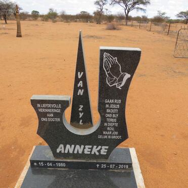 ZYL Anneke, van 1980-2019