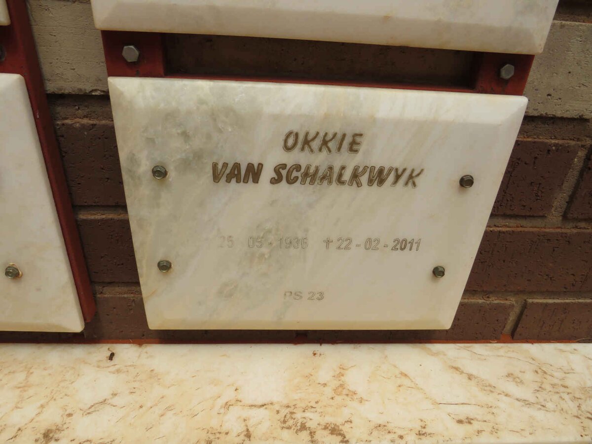 SCHALKWYK Okkie, van 1936-2011