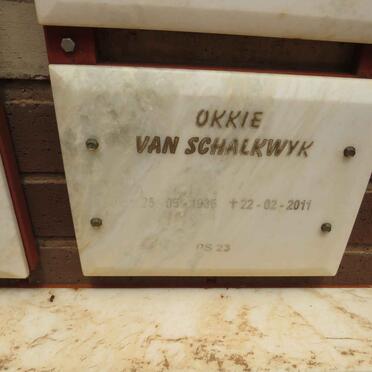 SCHALKWYK Okkie, van 1936-2011