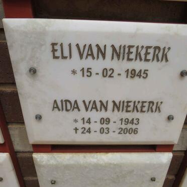 NIEKERK Eli, van 1945- & Aida 1943-2006