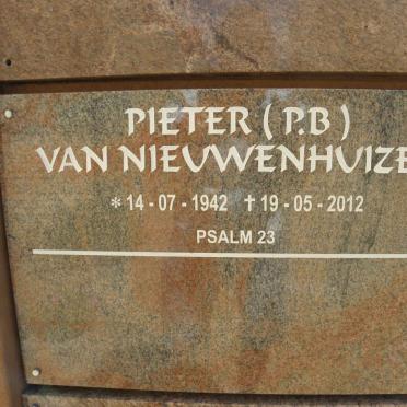 NIEUWENHUIZEN P.B., van 1942-2012