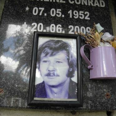 CONRAD Karl-Heinz 1952-2009