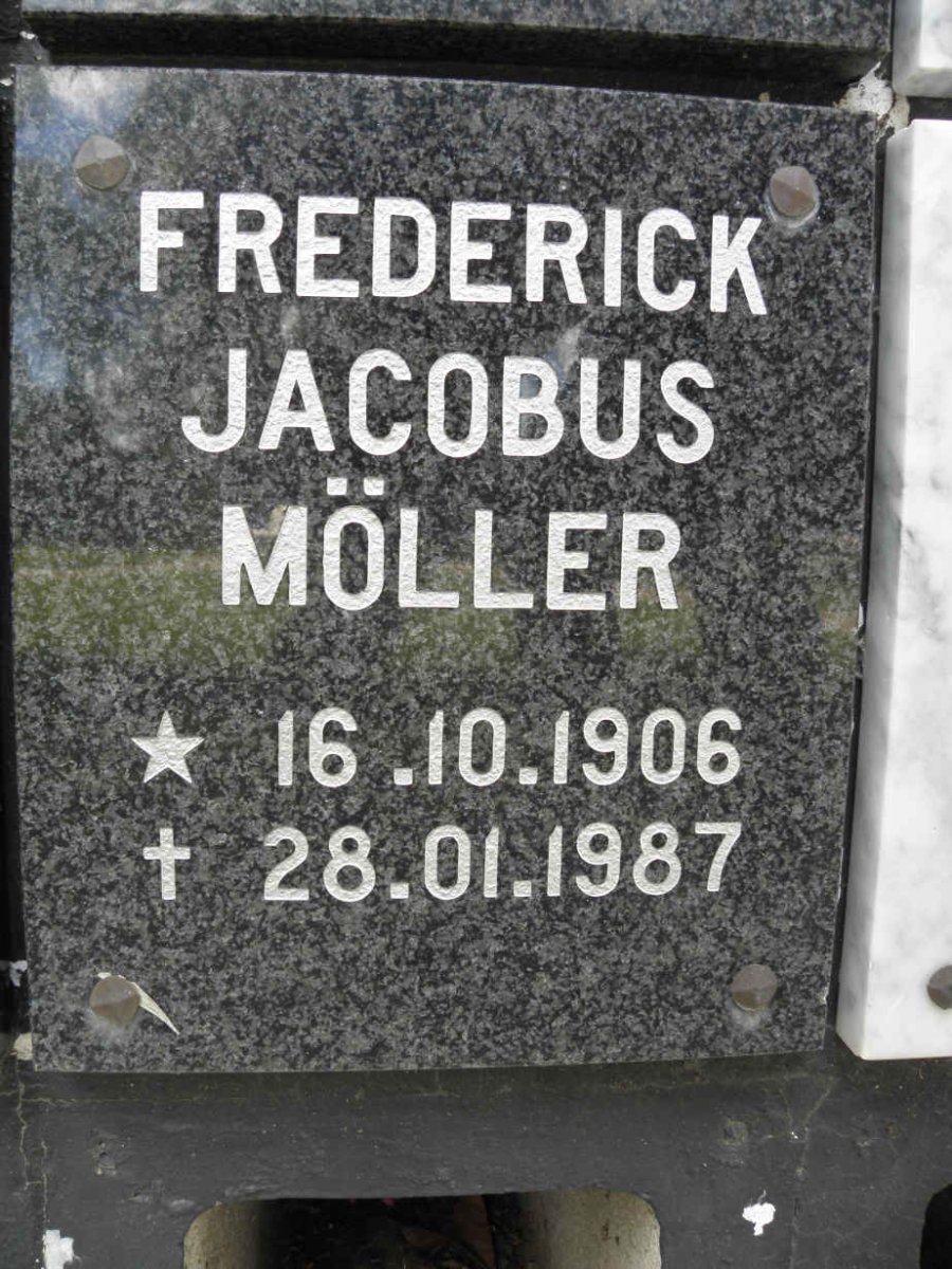 MÖLLER Frederick Jacobus 1906-1987