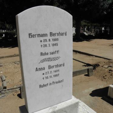 BERNHARD Hermann 1905-1945 &amp; Anna 1905-1997