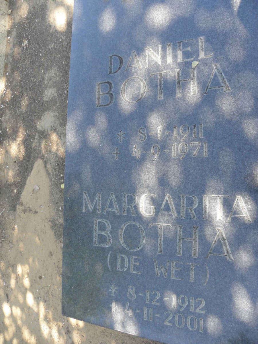 BOTHA Daniel 1911-1971 & Margarita DE WET 1912-2001