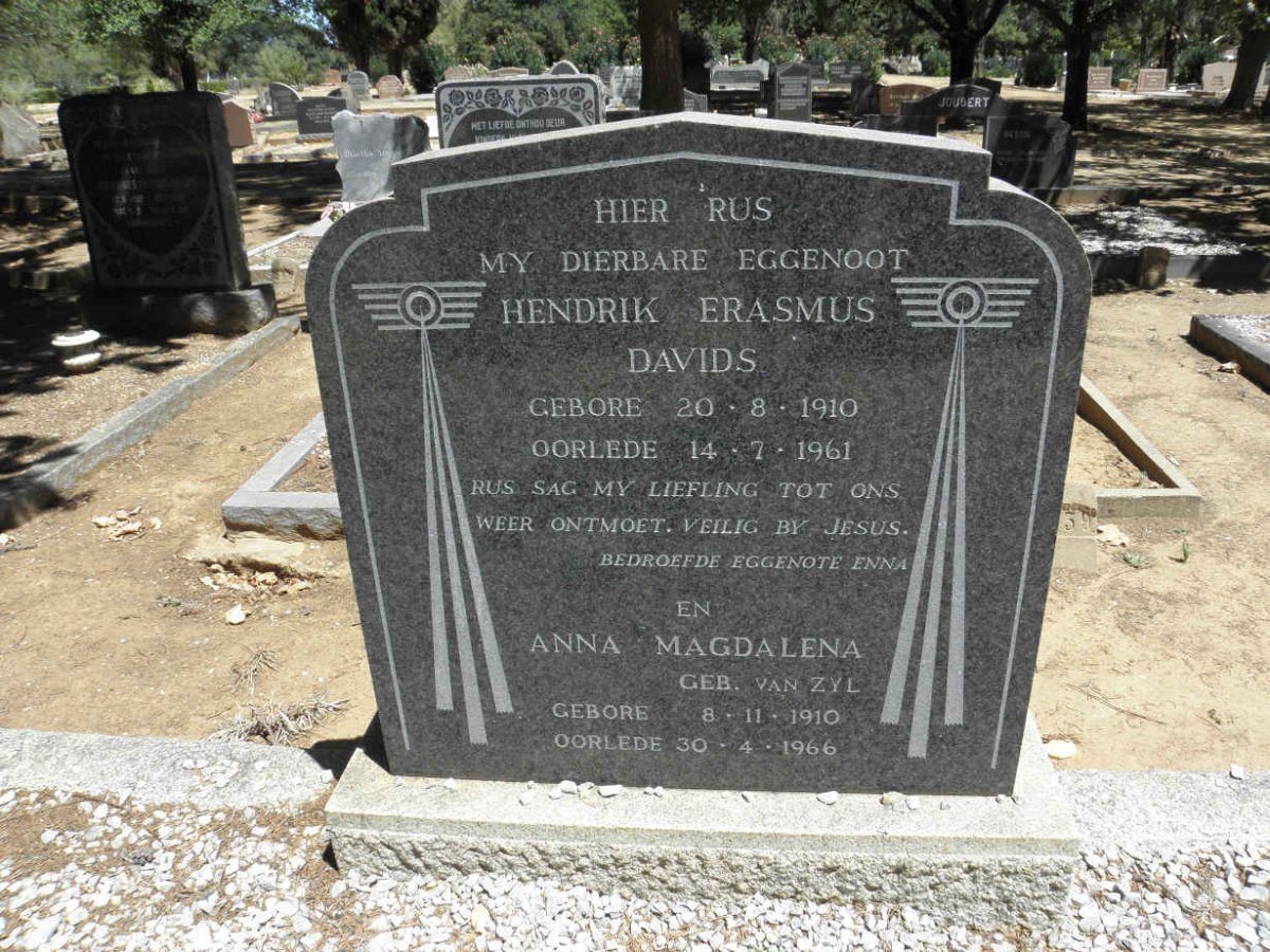 DAVIDS Hendrik Erasmus 1910-1961 & Anna Magdalena VAN ZYL 1910-1966