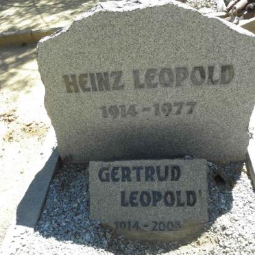 LEOPOLD Heinz 1914-1977 &amp; Gertrud 1914-2003
