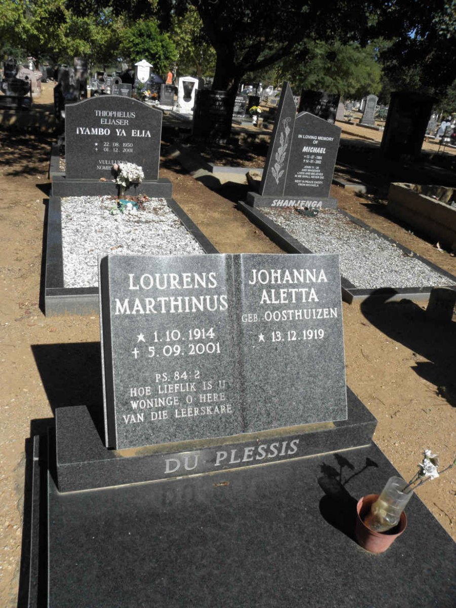 PLESSIS Lourens Marthinus, du 1914-2001 & Johanna Aletta OOSTHUIZEN 1919-