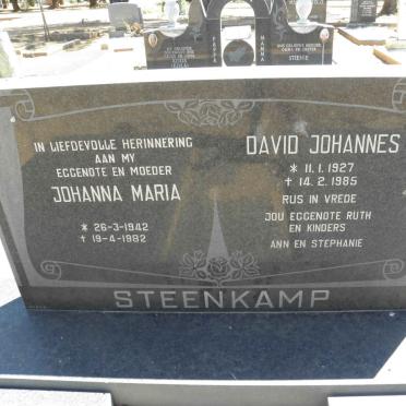 STEENKAMP David Johannes 1927-1985 :: STEENKAMP Johanna Maria 1942-1982