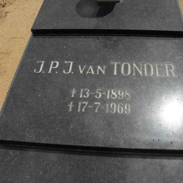 TONDER J.P.J., van 1898-1969