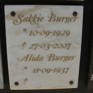 BURGER Sakkie 1929-2007 &amp; Alida 1937-