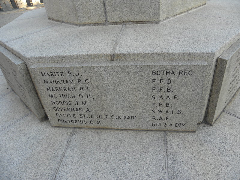09. War Memorial