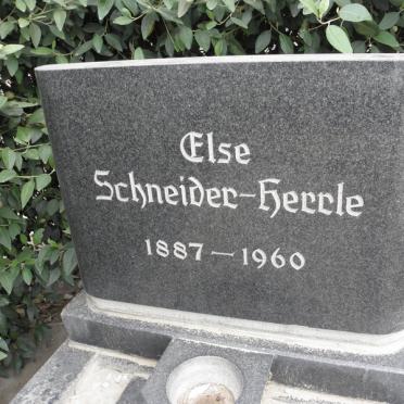 HERRLE Else, Schneider 1887-1960