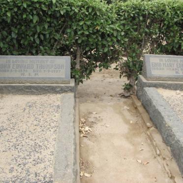 THOMPSON John Edward 1876-1957 &amp; Enid Mary Edna DEAN -1960