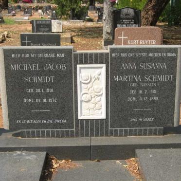 SCHMIDT Michael Jacob 1901-1972 &amp; Anna Susanna Martina BASSON 1915-1983