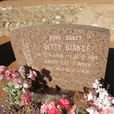 STANGE Betty 1886-1974