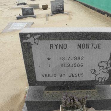 NORTJE Ryno 1982-1986