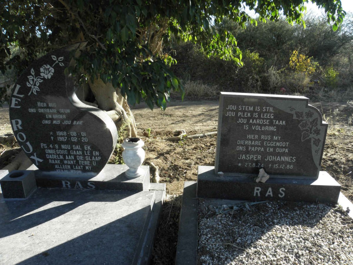 RAS Jasper Johannes 1924-1988 & Louisa Mmaria Wilhelmina 1927-1996 :: RAS Le Roux 1968-1997