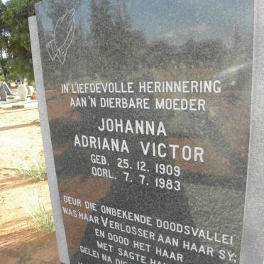 V - Vanne :: Surnames - V