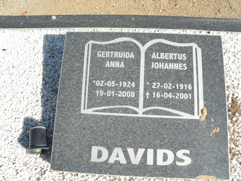 DAVIDS Albertus Johannes 1916-2001 & Gertruida Anna 1924-2008