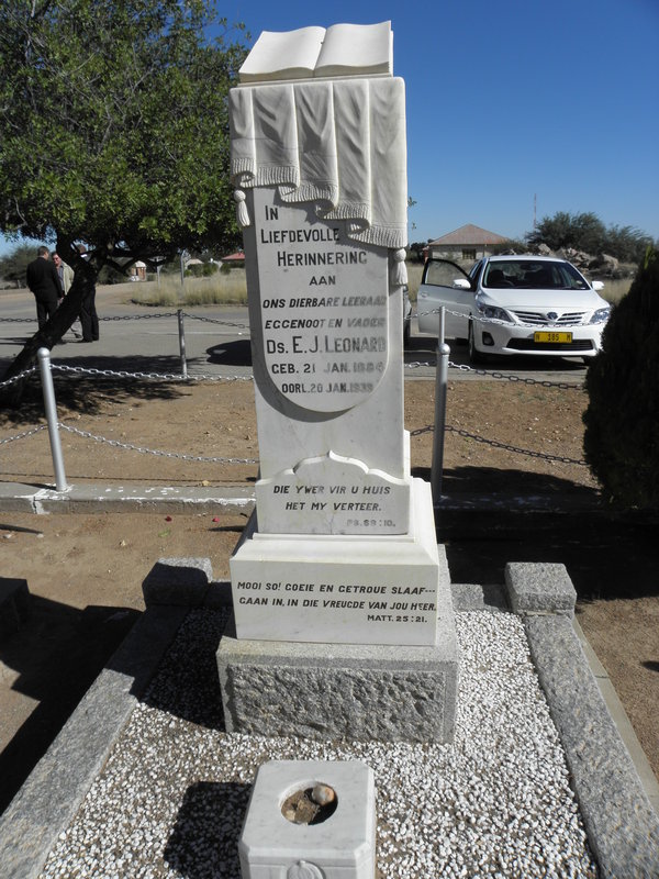 LEONARD E.J. 1884-1938