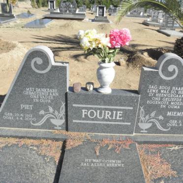 FOURIE Piet 1912-2000 &amp; Miemie 1917-1994