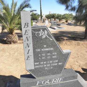 FOURIE Bennie 1938-1995