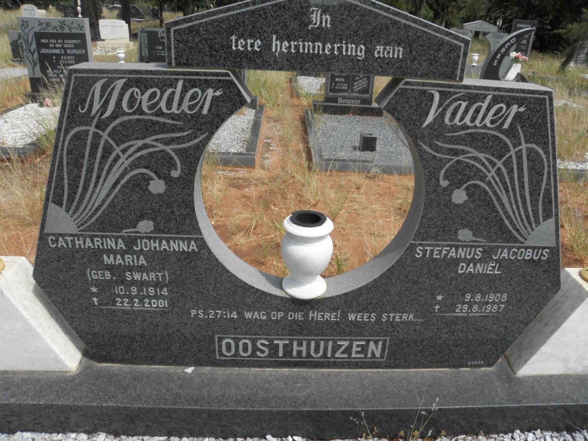 OOSTHUIZEN Stefanus Jacobus Daniël 1908-1987 & Catharina Johanna Maria SWART 1914-2001