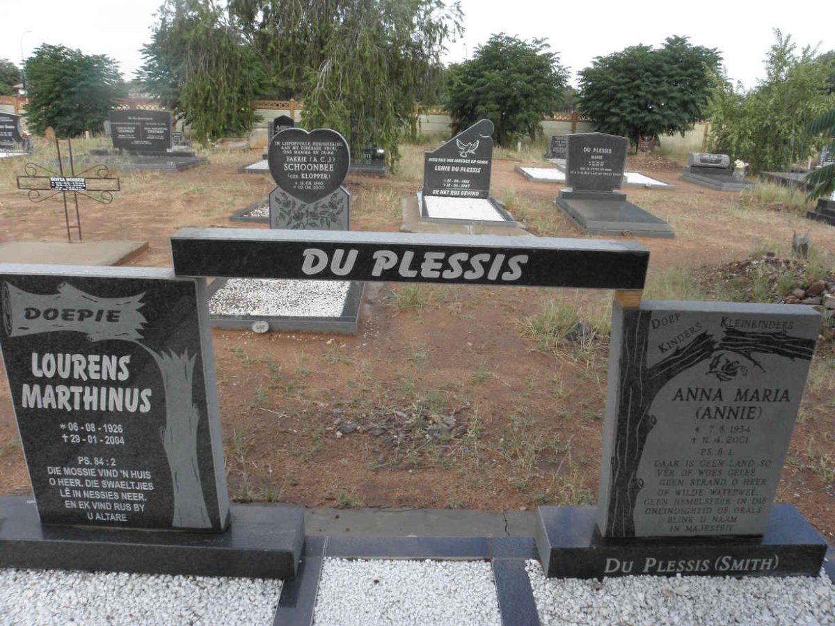PLESSIS Lourens Marthinus 1926-2004 & Anna Maria SMITH 1934-2001