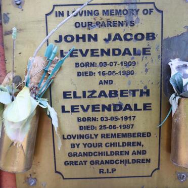 LEVENDALE John Jacob 1909-1980 & Elizabeth 1917-1987