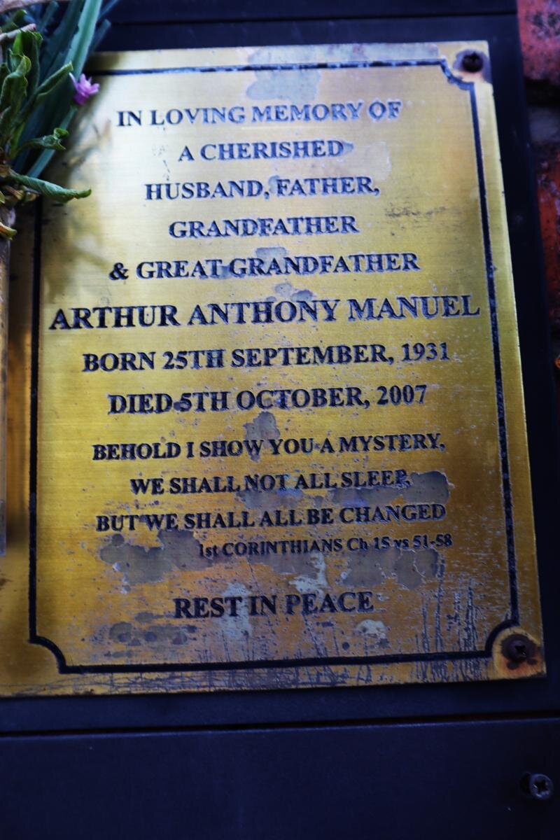 MANUEL Arthur Anthony 1931-2007