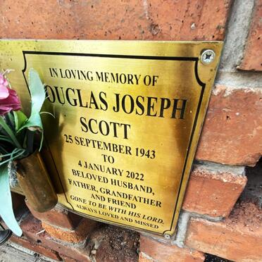 SCOTT ?ouglas Joseph 1943-2022