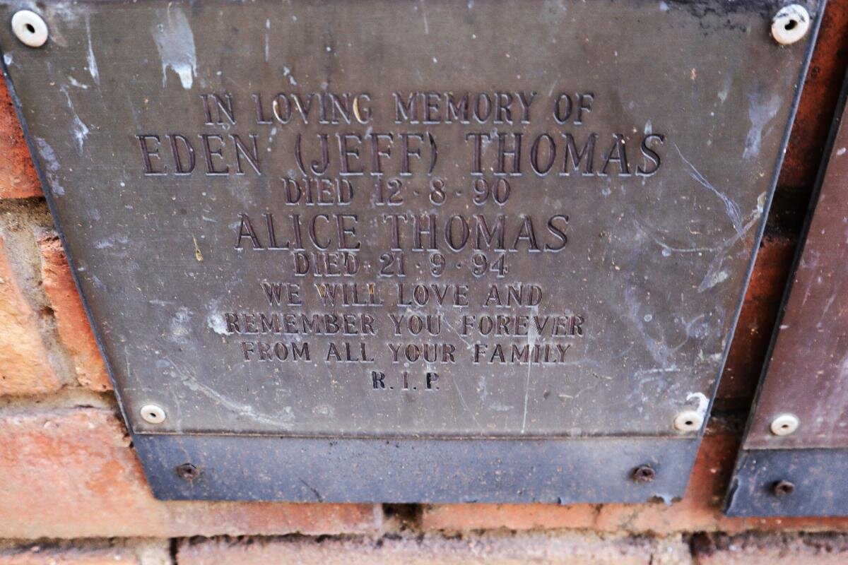 THOMAS Eden 1990 & Alice 1994